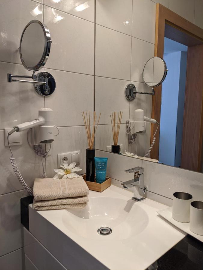 Апартаменты Haus Alp Deluxe Лангенфельд Экстерьер фото